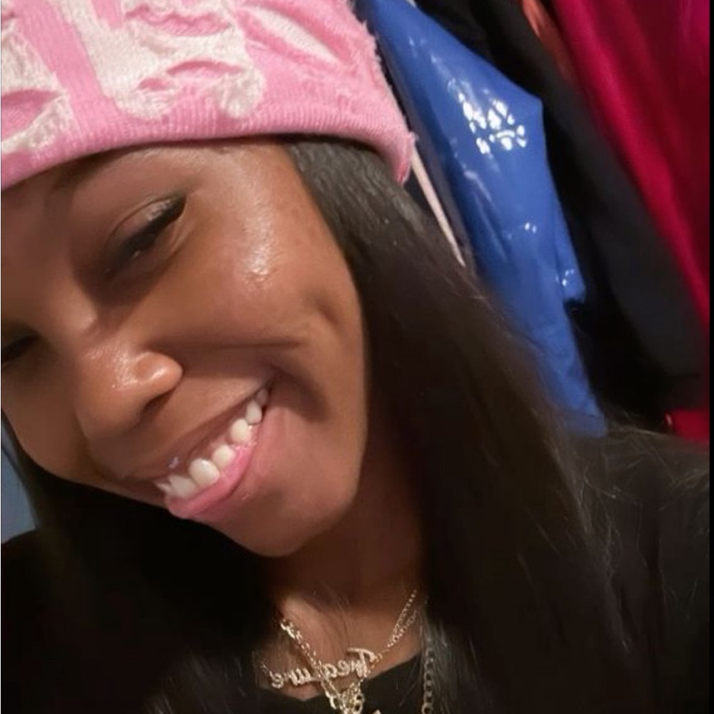 Meet your Posher, Treasure